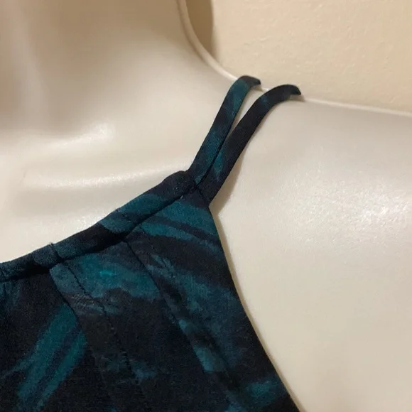 WHBM top - Picture 2 of 9